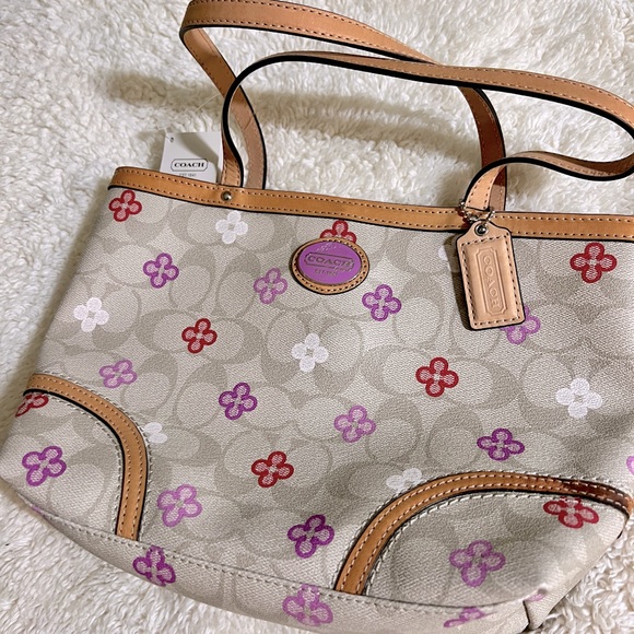 NEW! Coach Mini Tote - Picture 4 of 4